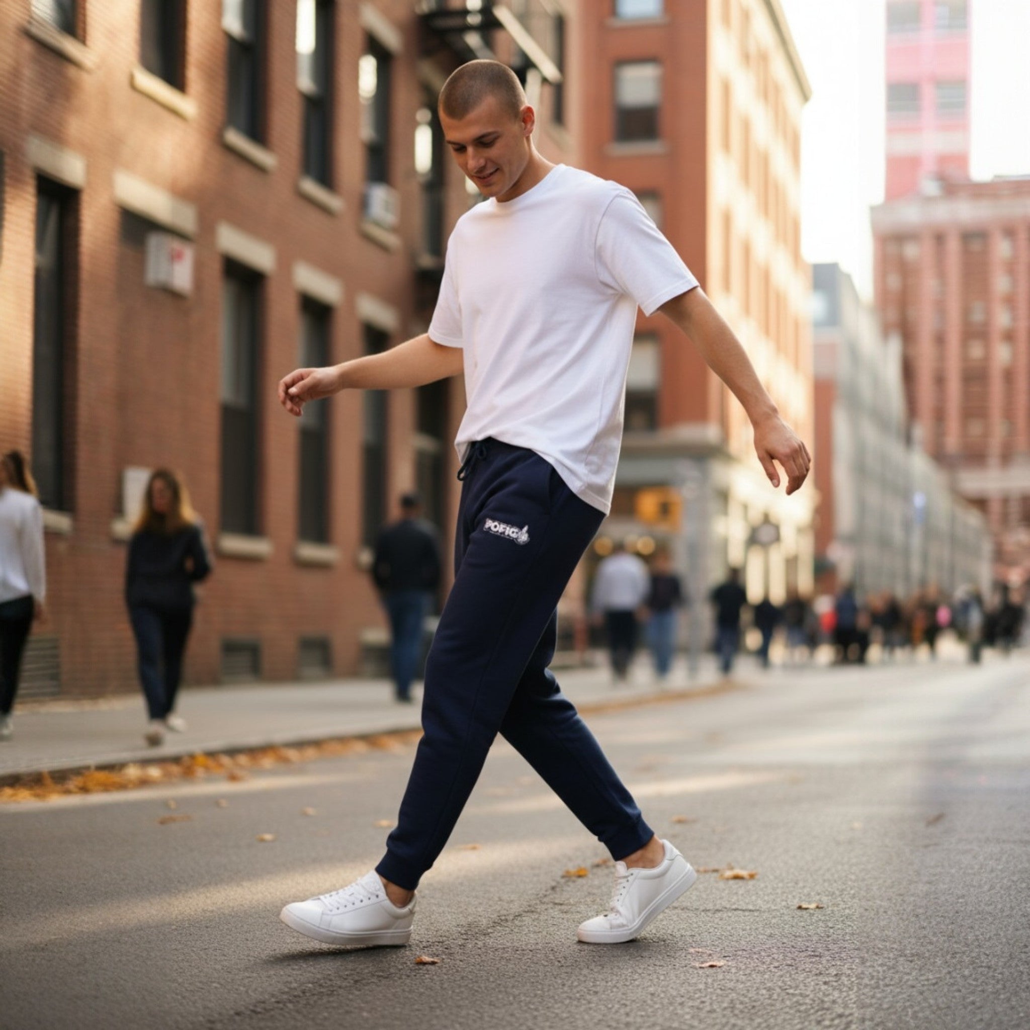 POFIG Fleece Jogginghose – minimalistische bestickte Sweatpants für Alltag & Freizeit